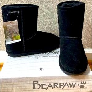 NIB Kids Bear Paw Emma Boot size 1